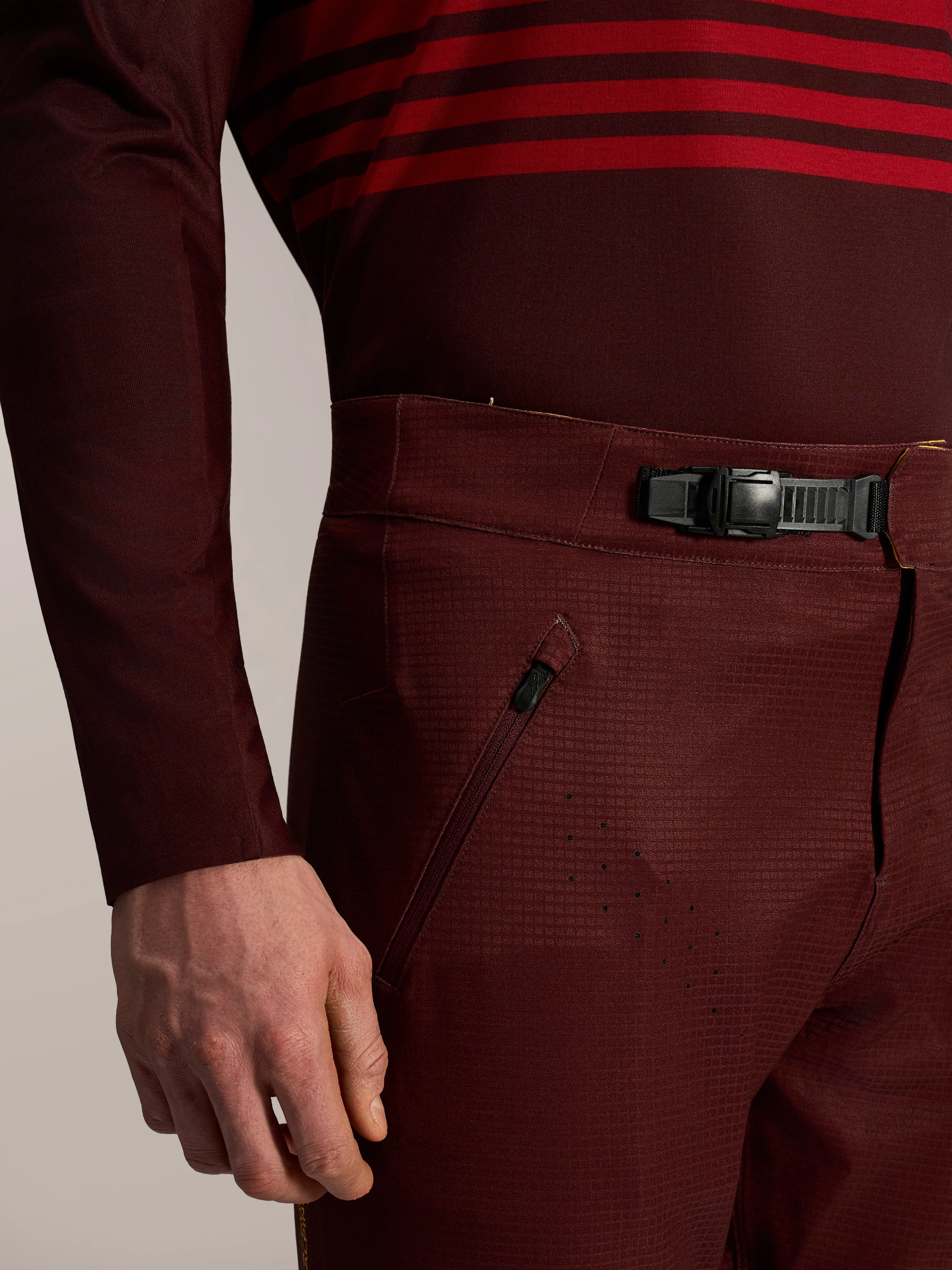 Pantalones A-Dura Elite - Image 7