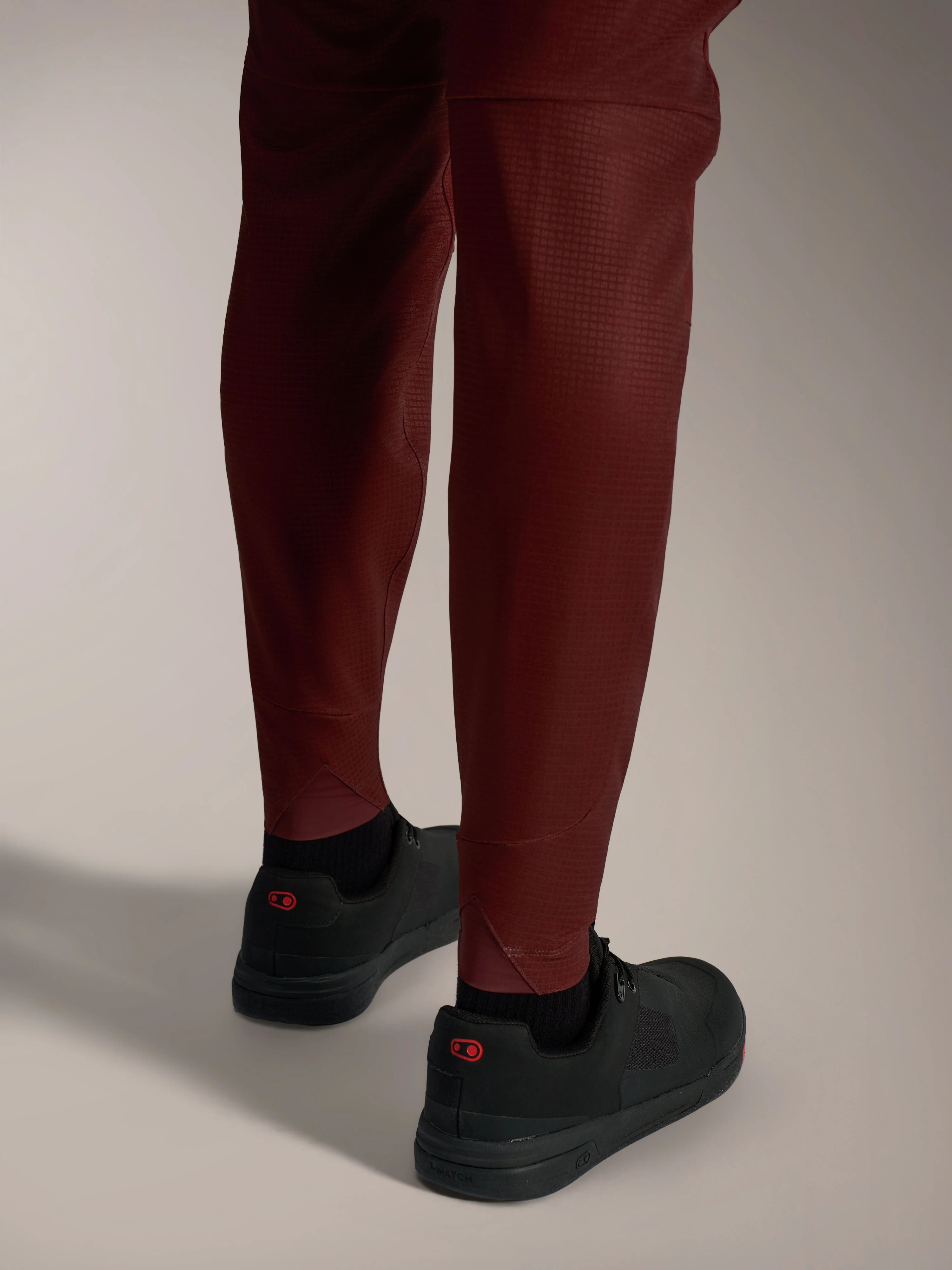 Pantalones A-Dura Elite - Image 9