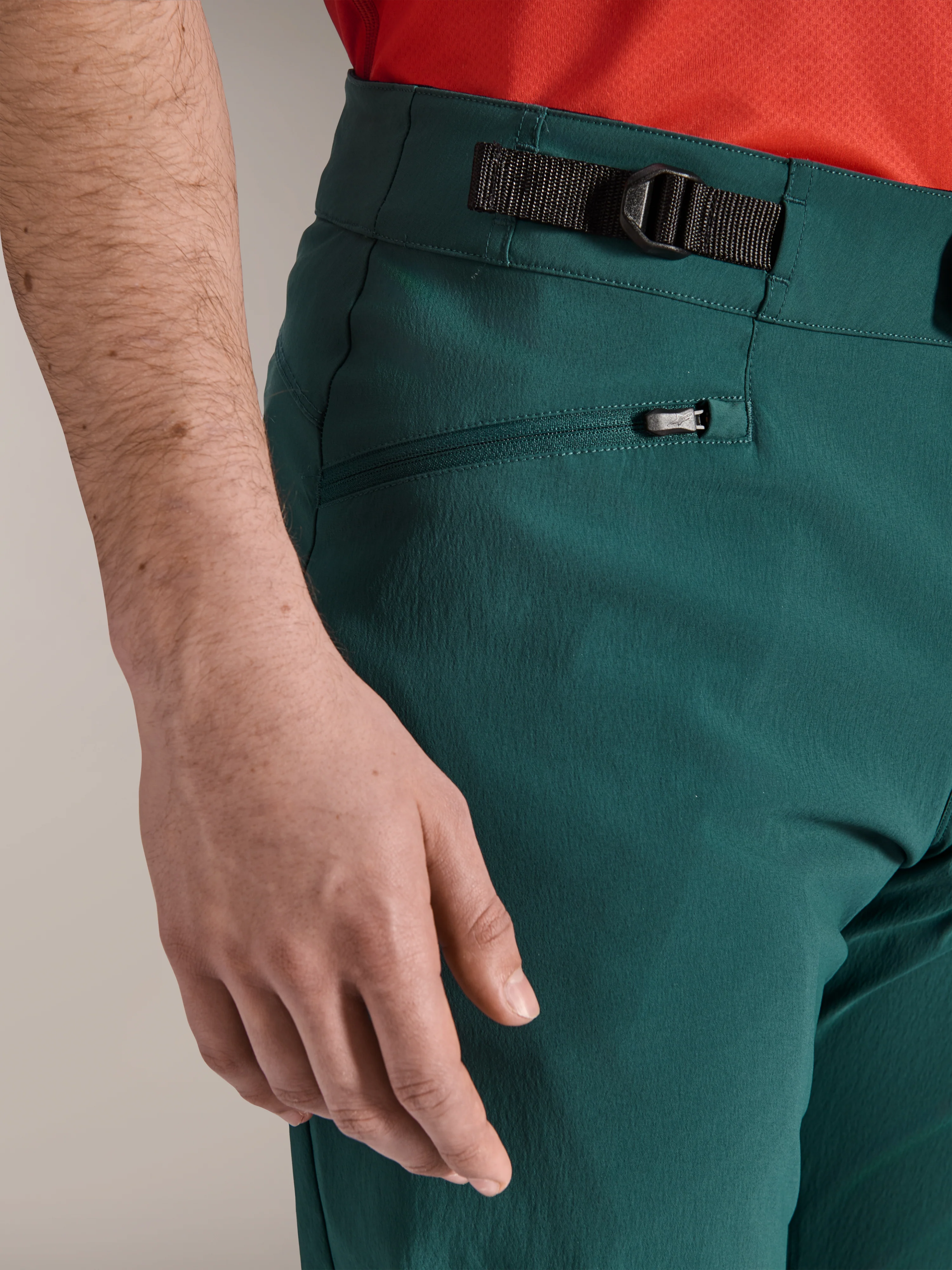 Pantalones A-Dura - Image 5