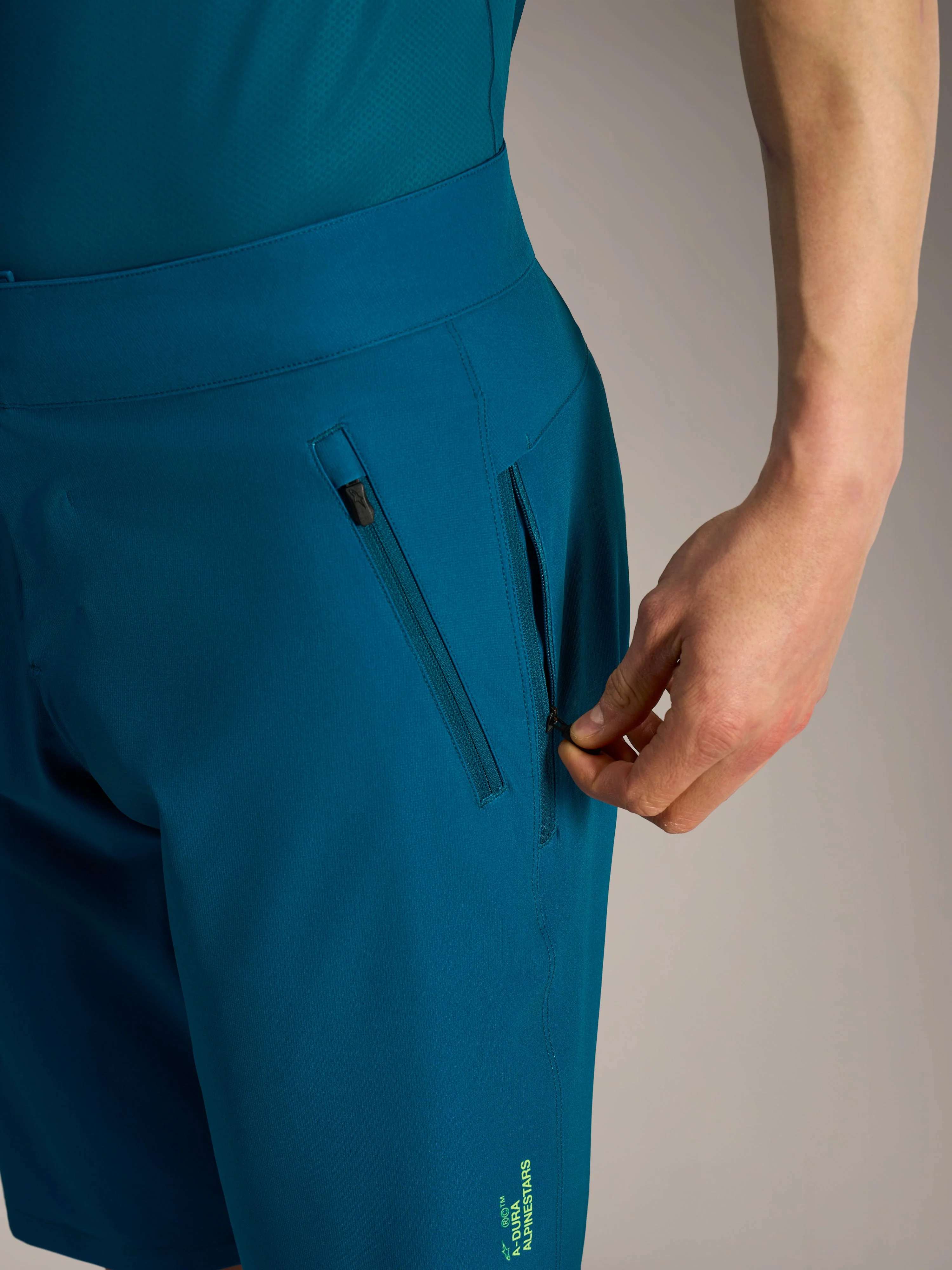 Pantalones Cortos A-Dura Ride - Image 7