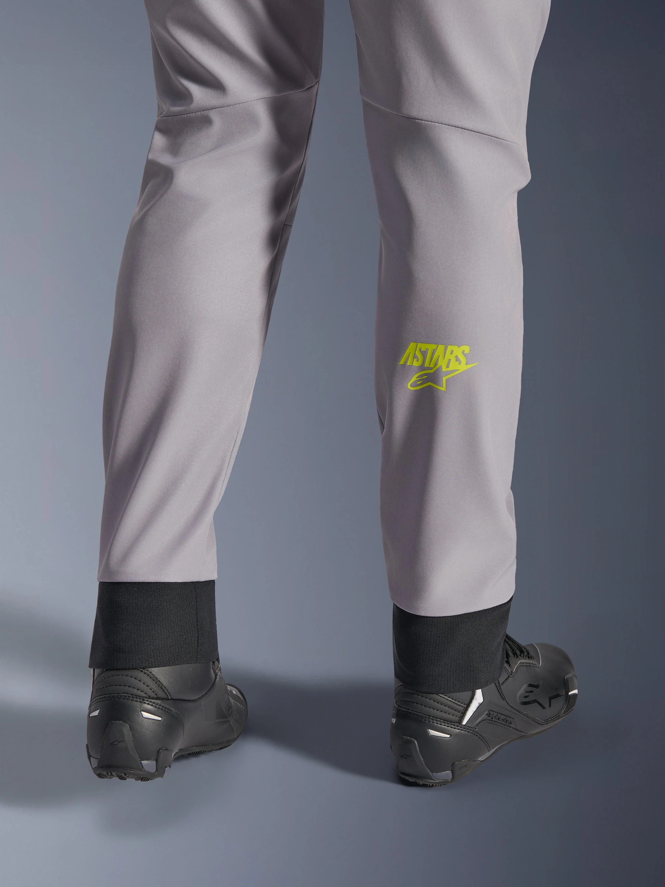 Pantalones Aeroshell - Image 10