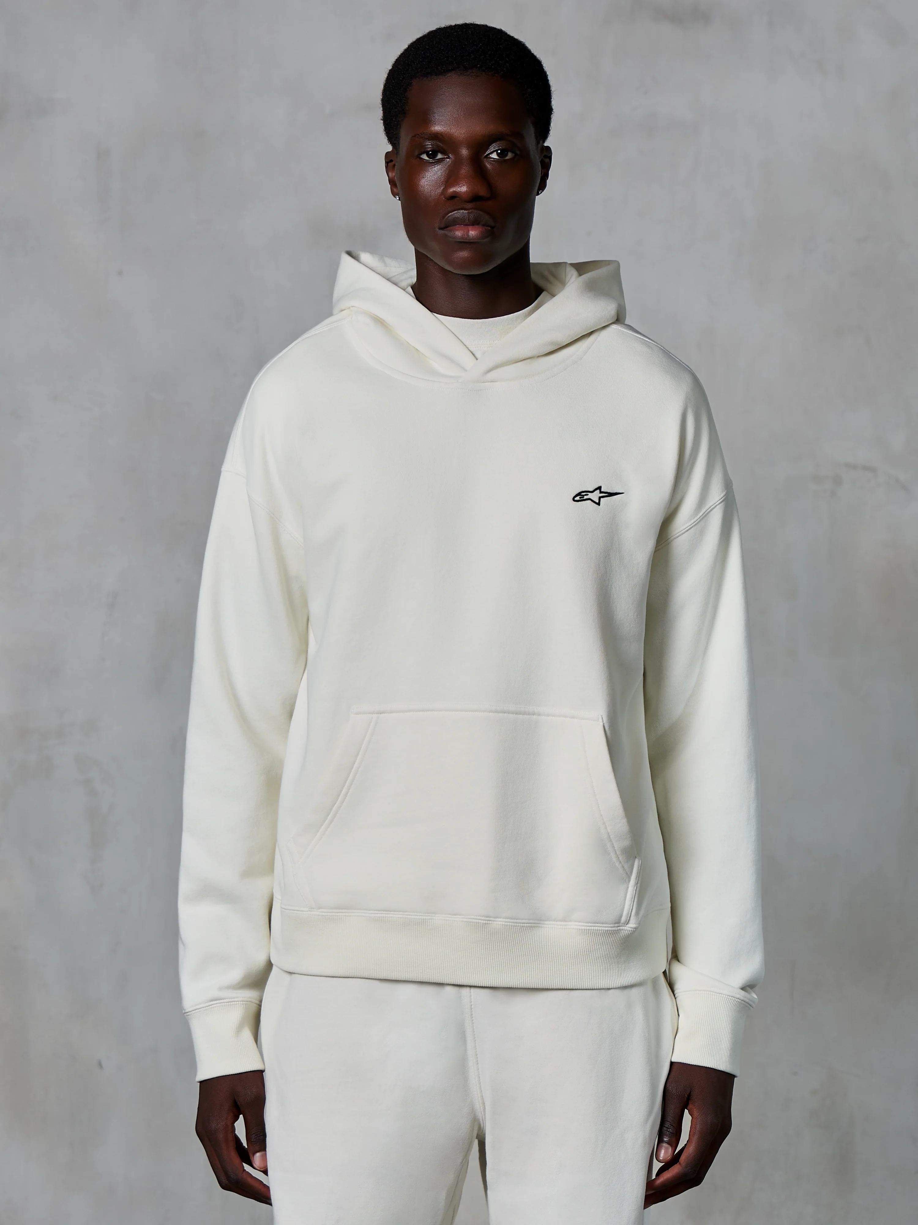 Sudadera Essentials Ageless - Image 2