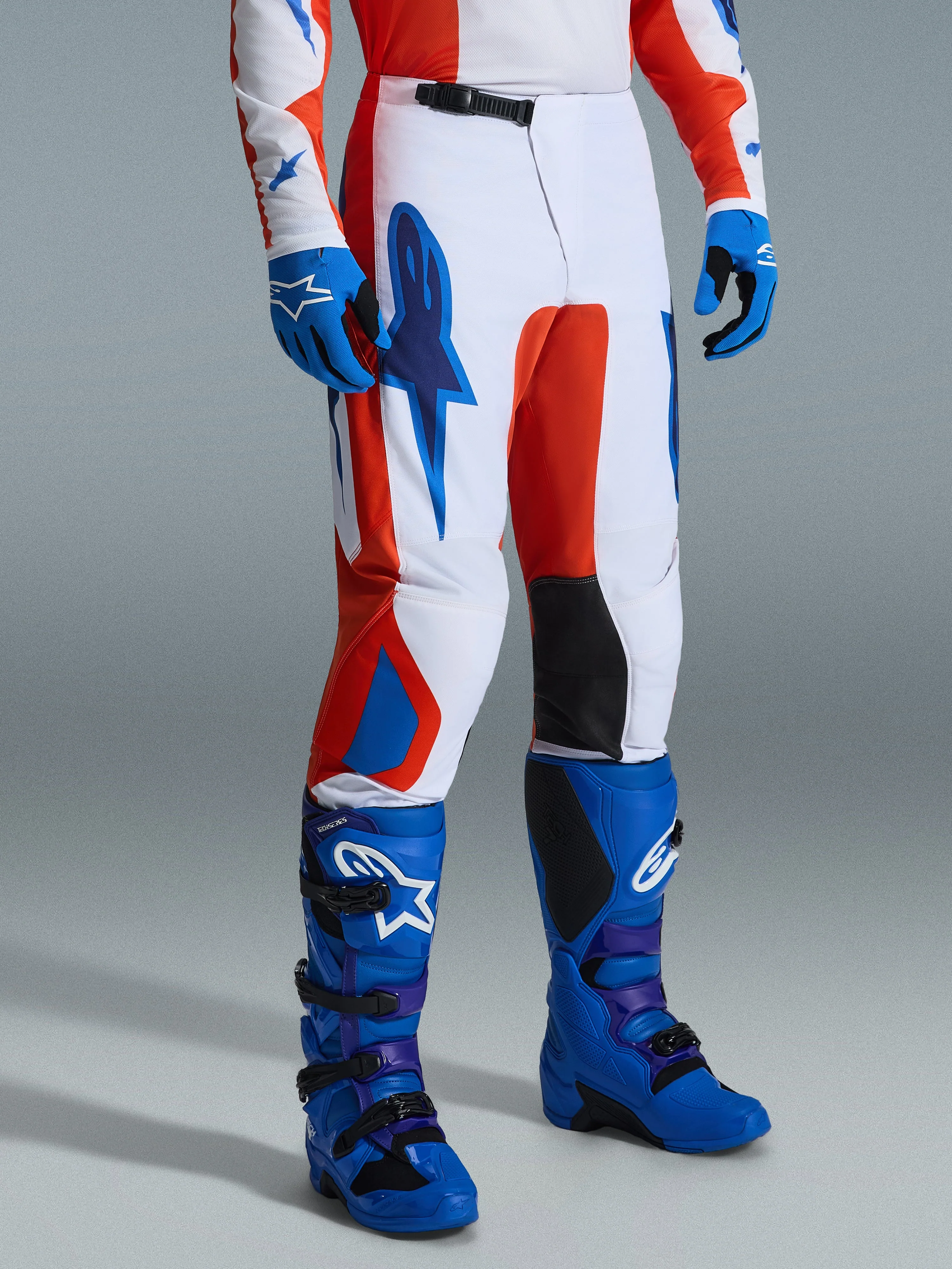 Pantalones Fluid Grid 2026 - Image 2