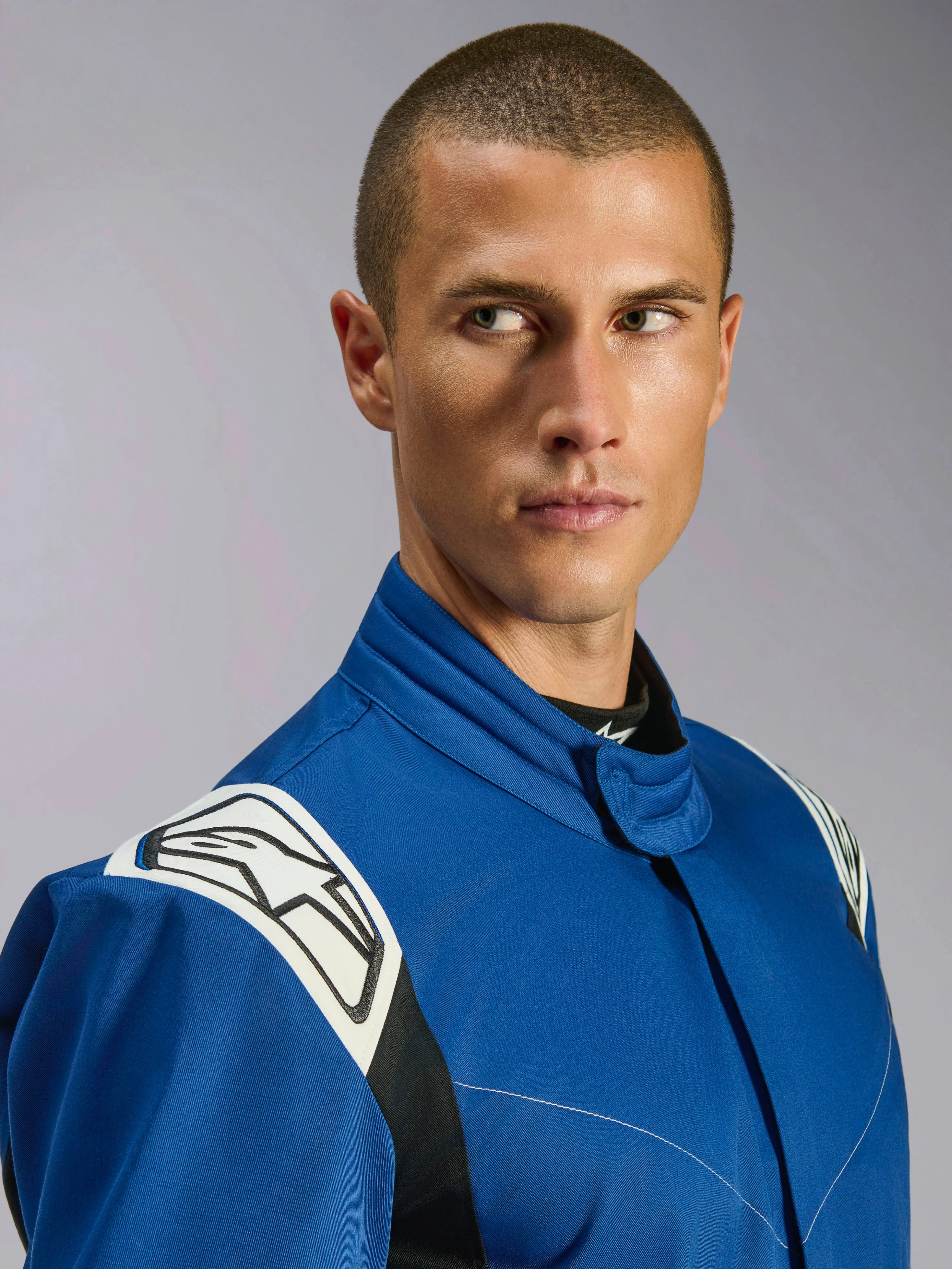 Traje De Karting Para Interiores V2 - Image 5
