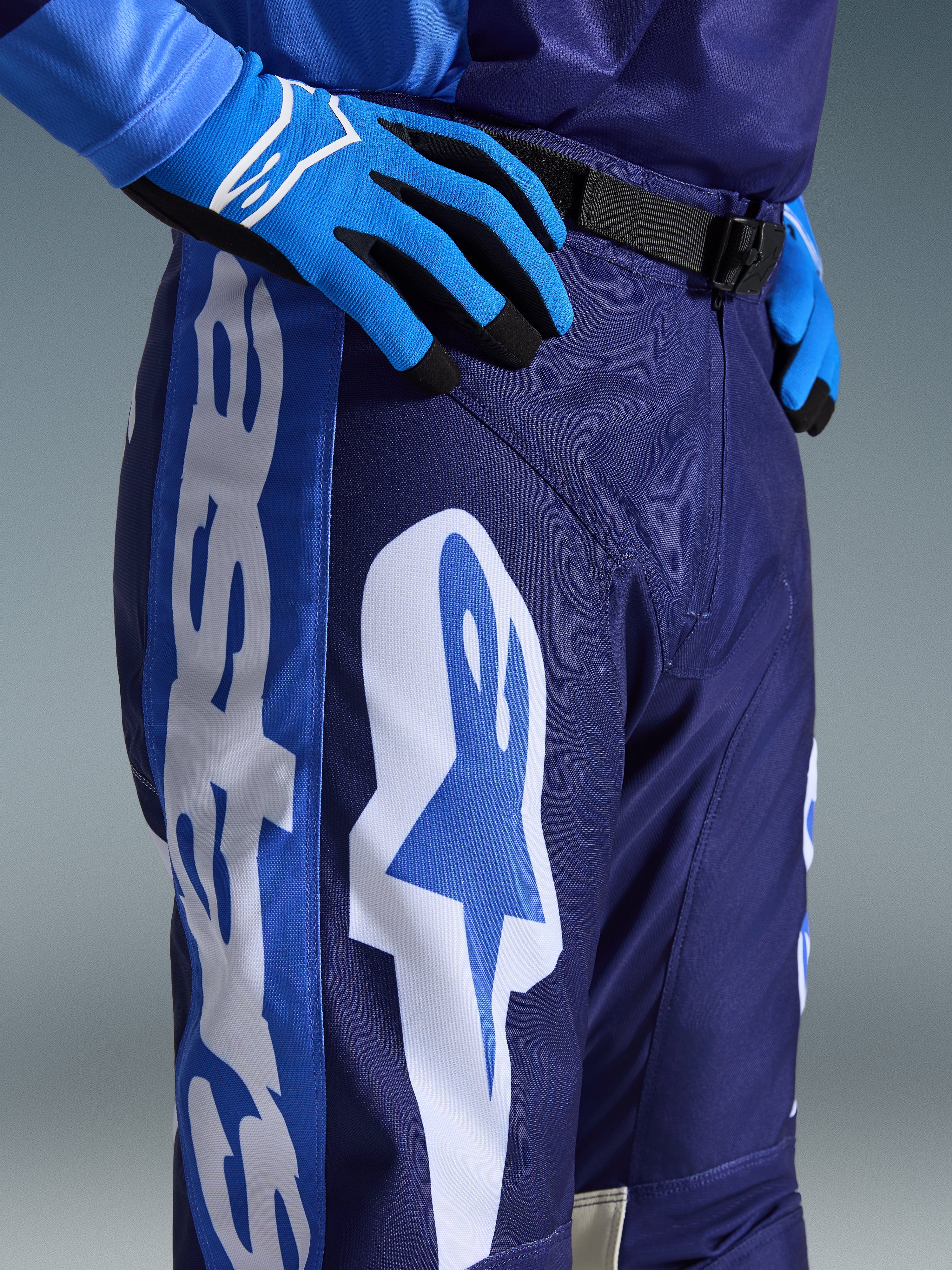 Pantalones Racer Riway 2026 - Image 10