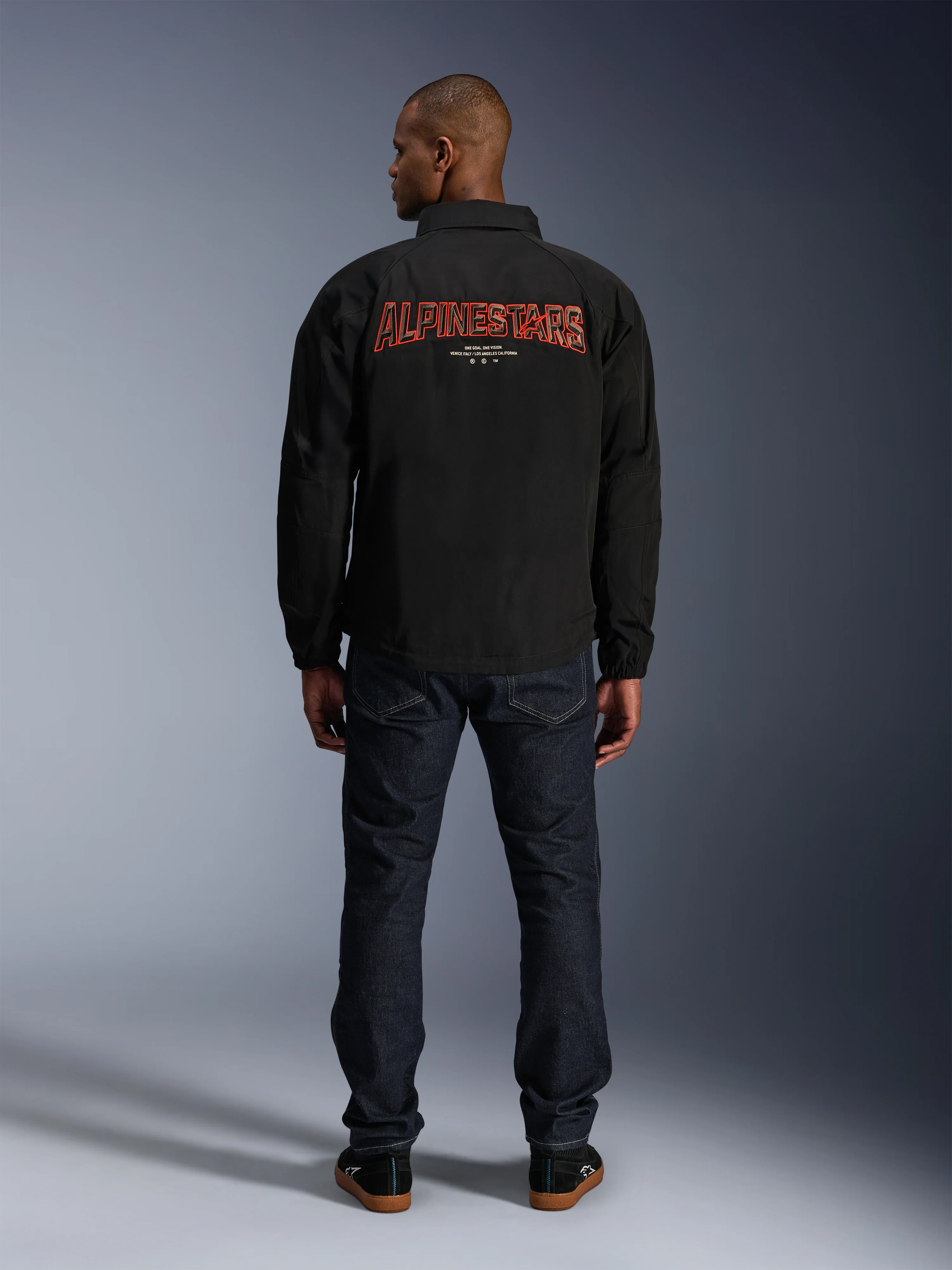 Chaqueta Resistente Al Agua Revved - Image 2